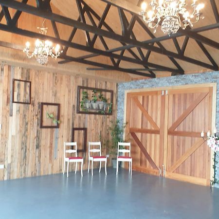 Accommodation At Lakeside Oamaru Ngoại thất bức ảnh